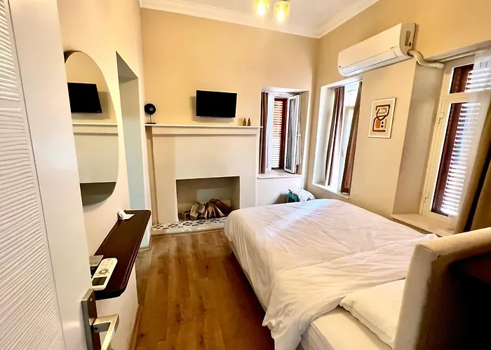 Mustafa Tokalac Castle House مرمريس