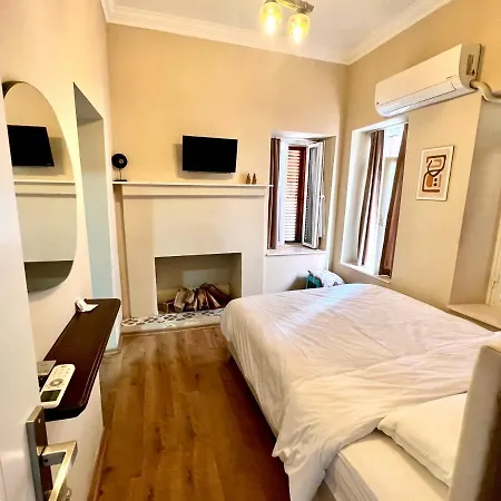 Mustafa Tokalac Castle House מרמריס