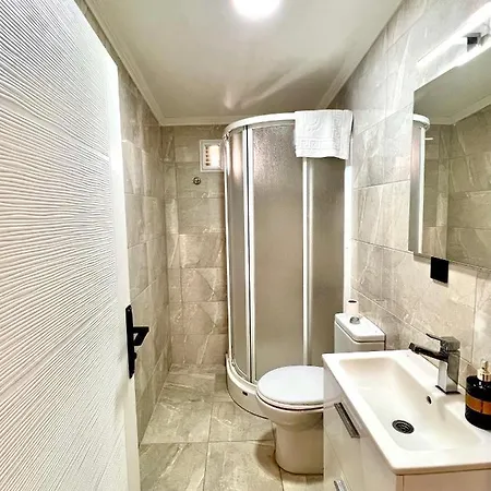 Pensionat Mustafa Tokalac Castle House 4*