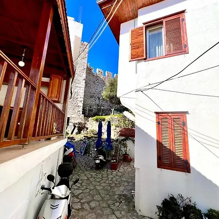 Pensionat Mustafa Tokalac Castle House Marmaris