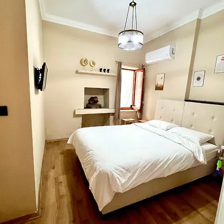 Mustafa Tokalac Castle House マルマリス